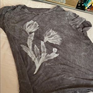 🦅🦅Gray American Eagle Outfitters top🦅🦅